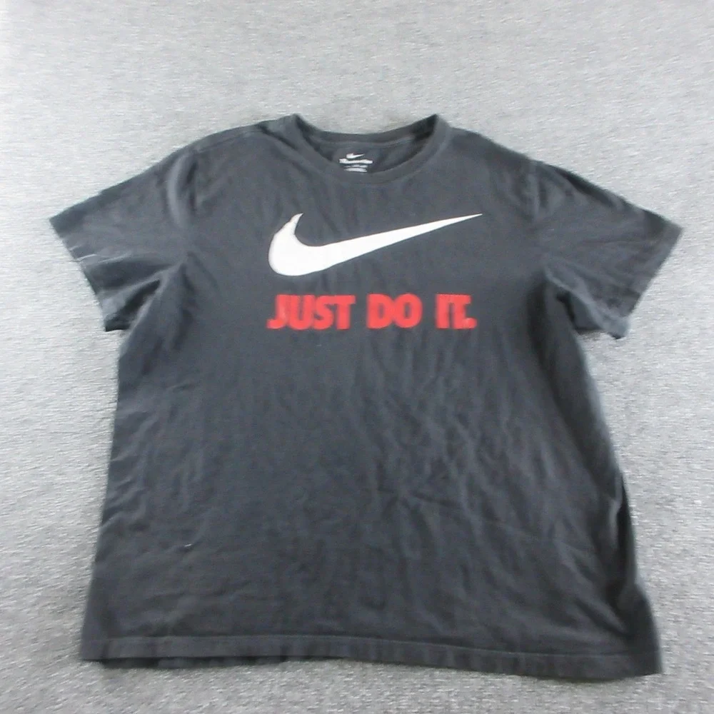 Nike Shirt Mens 2XL Black The Nike Tee Just Do It Swoosh Graphic Tee Sports